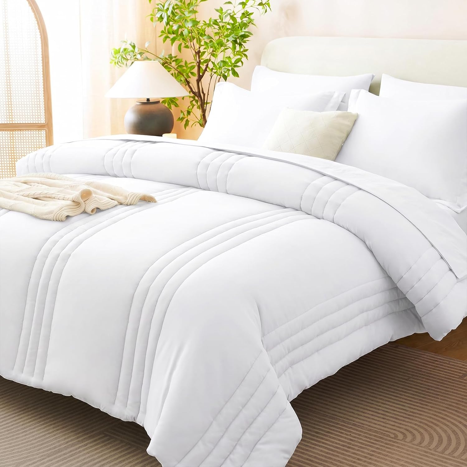 CozuLux White Comforter Set