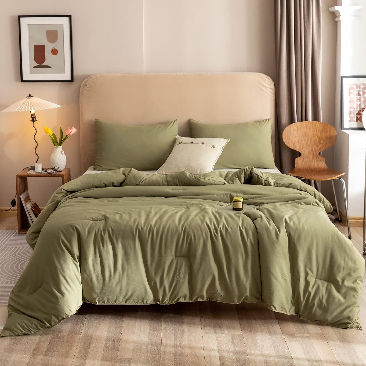 Rosgonia Comforter Set